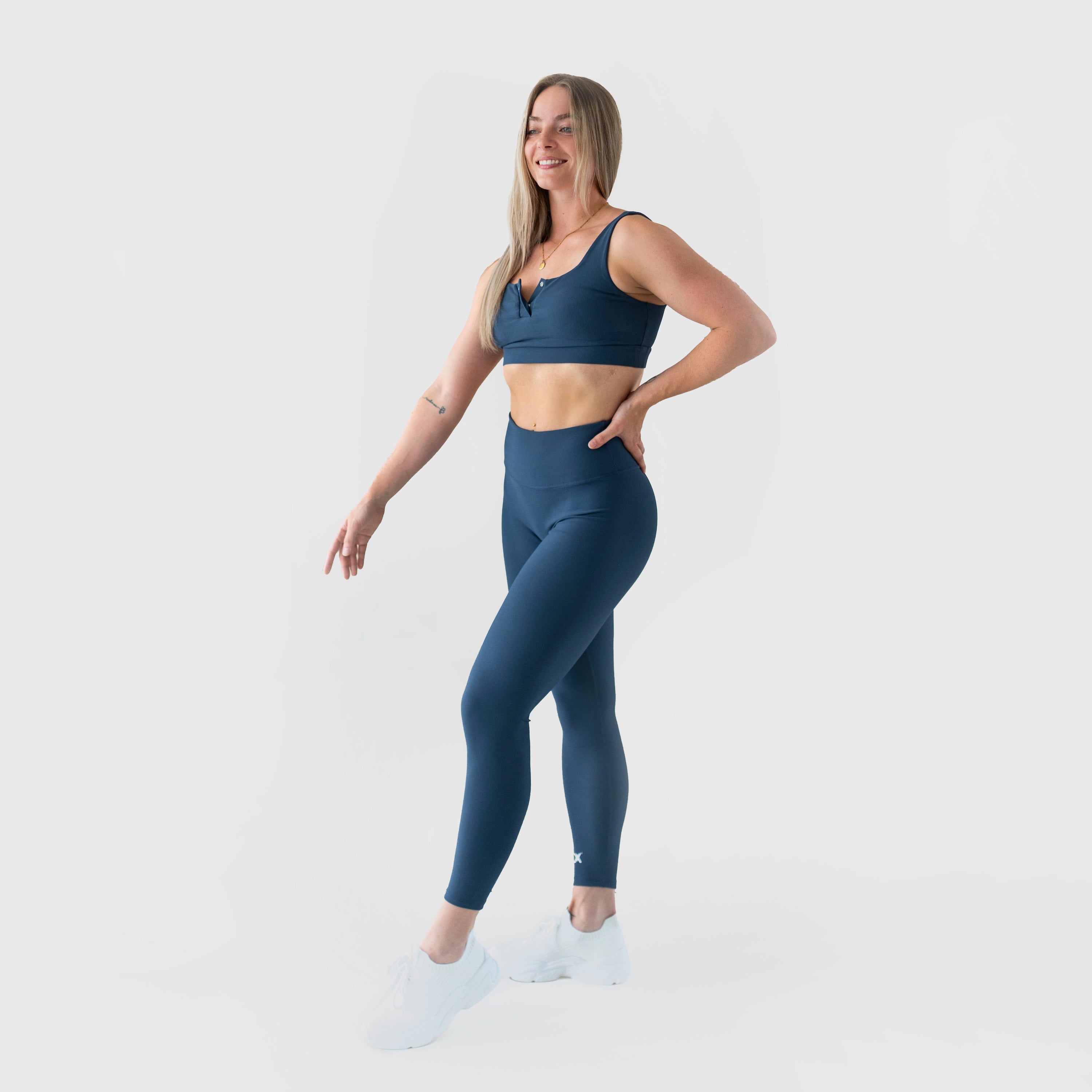 THE THEIA LEGGINGS | Midnight Blue